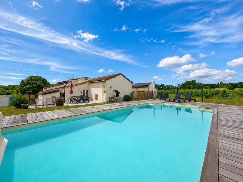 French property for sale in Saint-Savin, Gironde - €524,700 - photo 4