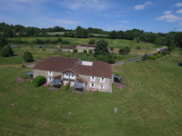 Propriété à vendre à Availles-Limouzine, Vienne - 830 000 € - photo n°1