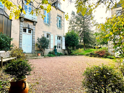house for sale in Mayenne