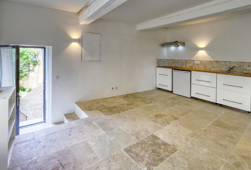 French property for sale in Simiane-la-Rotonde, Alpes-de-Haute-Provence - €187,000 - photo 13