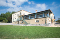 Maison à vendre à Sainte-Livrade-sur-Lot, Lot-et-Garonne - 1.500.000 € - photo 3