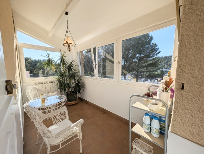 French property for sale in Carnoux-en-Provence, Bouches-du-Rhône - €660,000 - photo 9