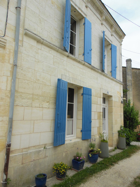 Maison à vendre à Asques, Gironde - 297 000 € - photo 1