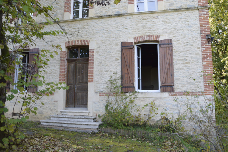 French property for sale in Villeneuve-sur-Lot, Lot-et-Garonne - &#8364;204,000 - photo 2