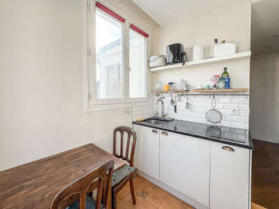 French property for sale in Paris 10e Arrondissement, Paris - €315,000 - photo 9