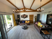 Maison à vendre à Beugnon-Thireuil, Deux-Sèvres - 294.250 € - photo 8