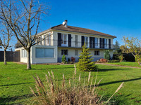 Propriété à vendre à Chabrac, Charente - 187 000 € - photo n°1