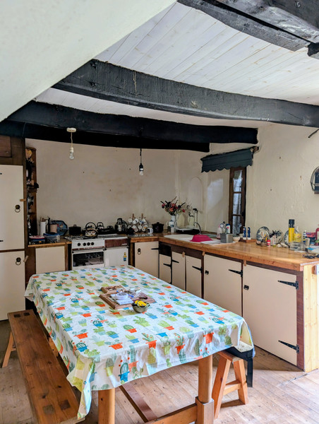 French property for sale in Plougras, Côtes-d'Armor - €82,500 - photo 2