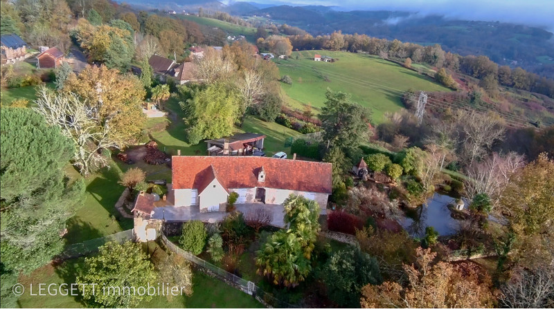 French property for sale in Beaulieu-sur-Dordogne, Corrèze - €397,500 - photo 0