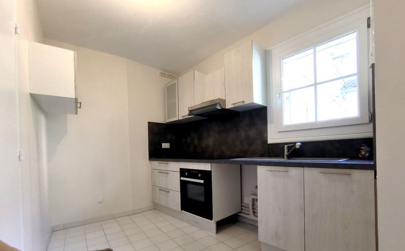 French property for sale in Avignon, Vaucluse - €265,000 - photo 2