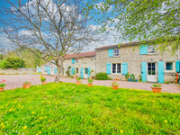 Maison à vendre à Fontenay-le-Comte, Vendée - 284.000 € - photo 1