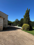 Propriété à vendre à Tonnay-Charente, Charente-Maritime - 567 000 € - photo n°1