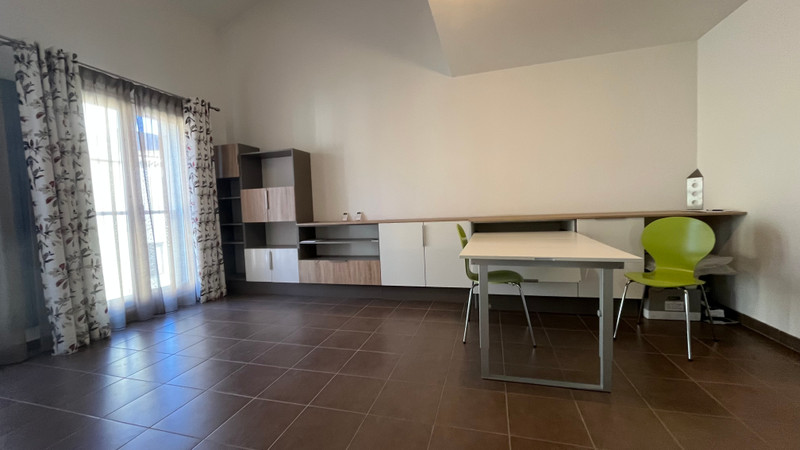 French property for sale in Avignon, Vaucluse - €320,000 - photo 11