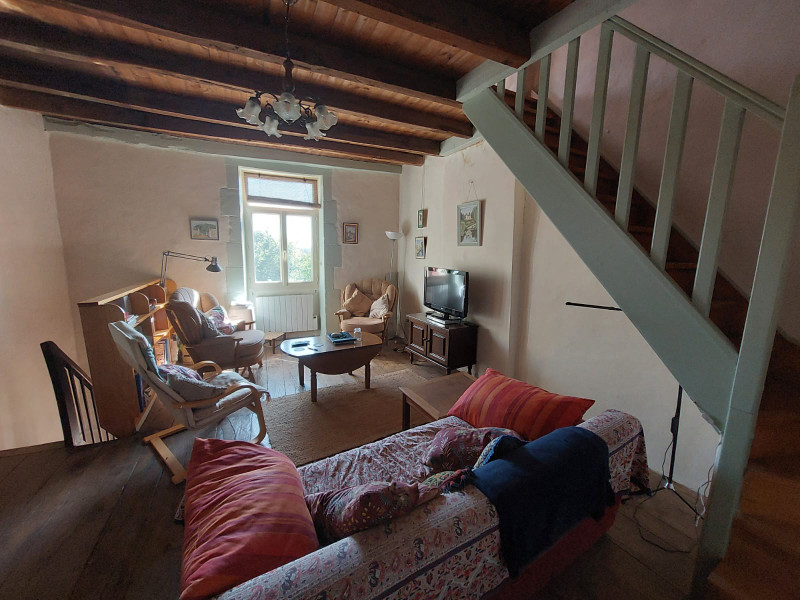 French property for sale in Charras, Charente - €118,000 - photo 2