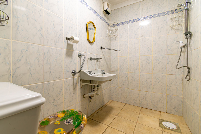 French property for sale in Fontcouverte, Aude - €108,000 - photo 7