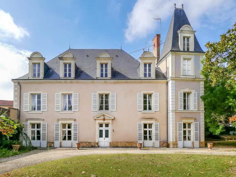 house-for-sale-in-thouars-deux-s-vres-stunning-six-bedroomed