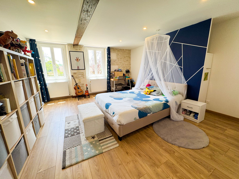 French property for sale in Angoulême, Charente - €643,000 - photo 5