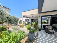 Maison à vendre à Nyons, Drôme - 1.375.000 € - photo 1