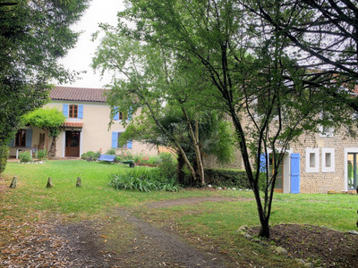 Maison à vendre à Goux, Gers, Midi-Pyrénées, avec Leggett Immobilier