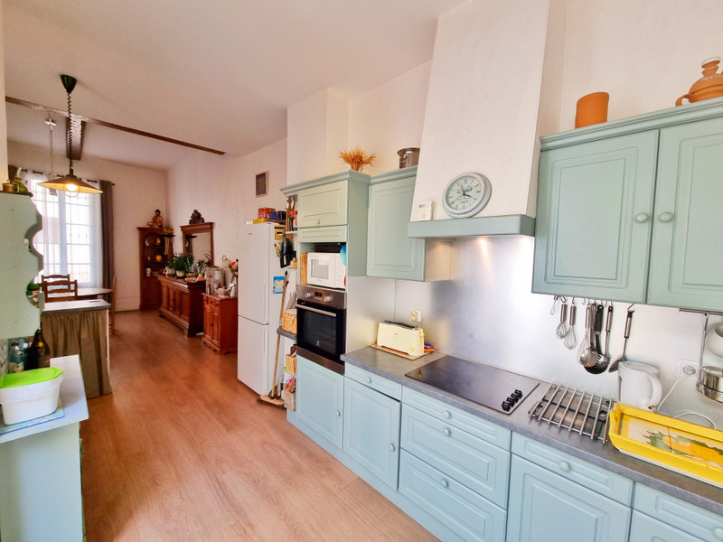 French property for sale in Capestang, Hérault - &#8364;495,000 - photo 10