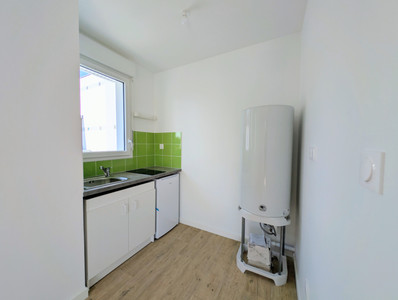 French property for sale in Pessac, Gironde - €180,600 - photo 3