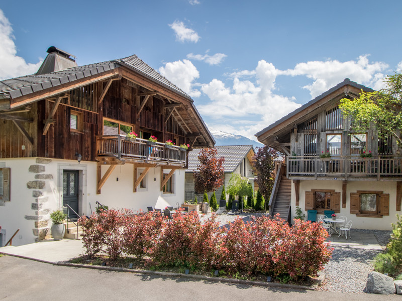 Chalet à vendre à Morillon, Haute-Savoie - 1 760 000 € - photo 1