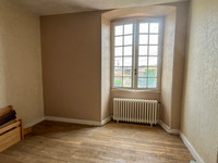 Maison à vendre à La Magdeleine, Charente - 204.000 € - photo 8
