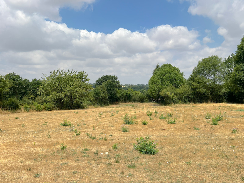 French property for sale in Crozon-sur-Vauvre, Indre - €235,400 - photo 8