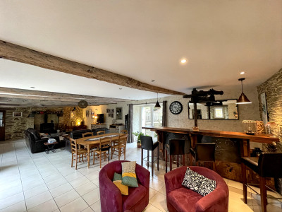 French property for sale in Merléac, Côtes-d'Armor - €337,500 - photo 3