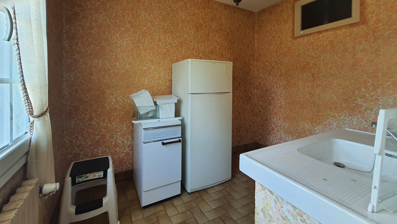French property for sale in Melle, Deux-Sèvres - €162,000 - photo 6