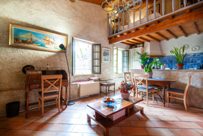 French property for sale in Carros, Alpes-Maritimes - €895,000 - photo 11