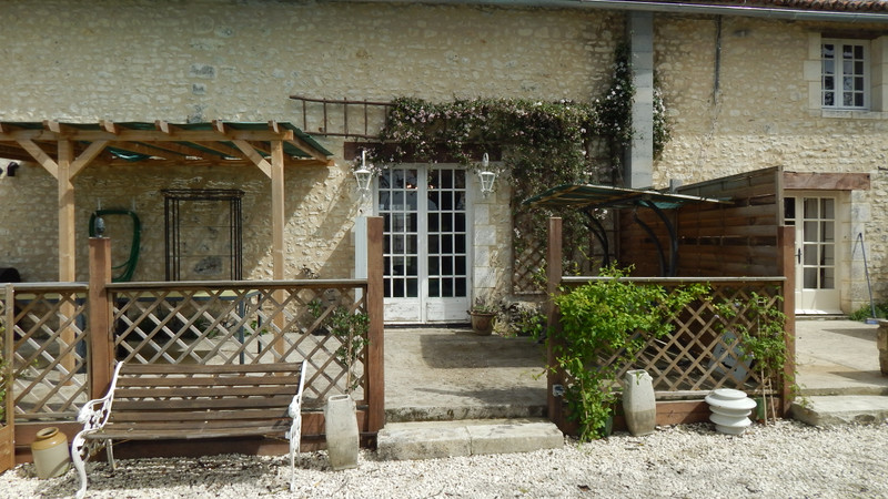 French property for sale in Champagne-et-Fontaine, Dordogne - &#8364;174,960 - photo 2