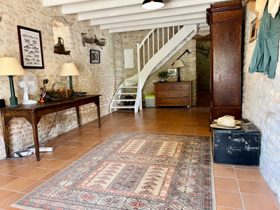 French property for sale in Geay, Charente-Maritime - €402,800 - photo 4