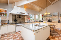Propriété à vendre à Saint-Germain-de-Lusignan, Charente-Maritime - 1 484 000 € - photo n°5