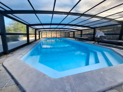 French property for sale in La Verdière, Var - €630,000 - photo 1