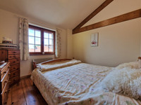 Maison à vendre à Saint-Claud, Charente - 220.000 € - photo 8