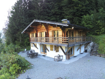 Maison à vendre à Bonnevaux, Haute-Savoie, Rhône-Alpes, avec Leggett Immobilier