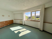 Immeuble à vendre à Le Chambon-Feugerolles, Loire - 525.000 € - photo 2