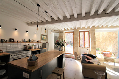Maison à vendre à Rochechouart, Haute-Vienne, Limousin, avec Leggett Immobilier