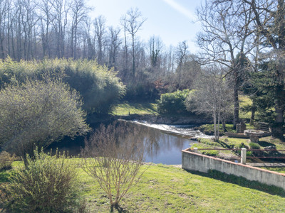 French property for sale in Maisonnais-sur-Tardoire, Haute-Vienne - €246,000 - photo 4