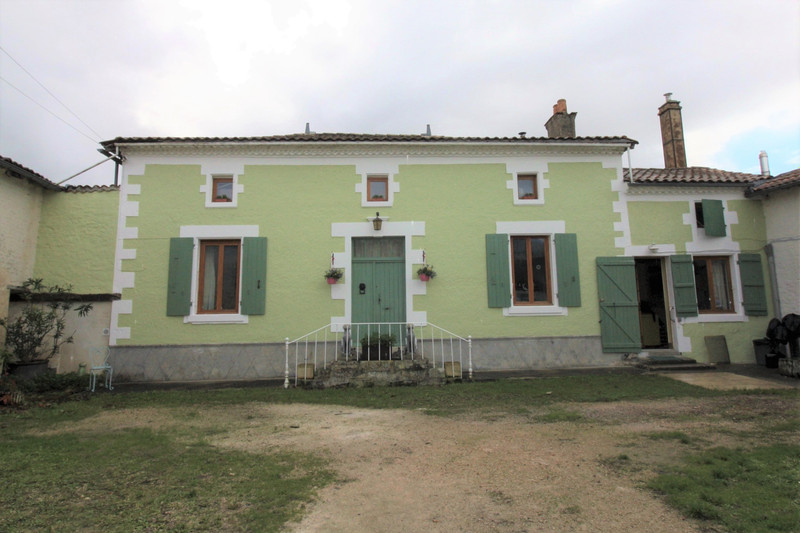 French property for sale in Contré, Charente-Maritime - &#8364;278,200 - photo 10