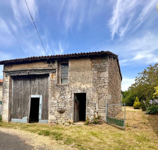 barn for sale in Charente