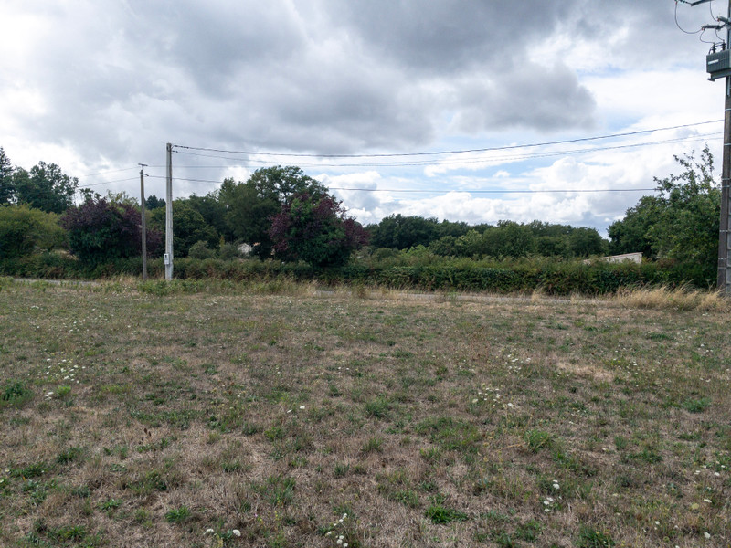 French property for sale in Pressignac, Charente - €20,000 - photo 7
