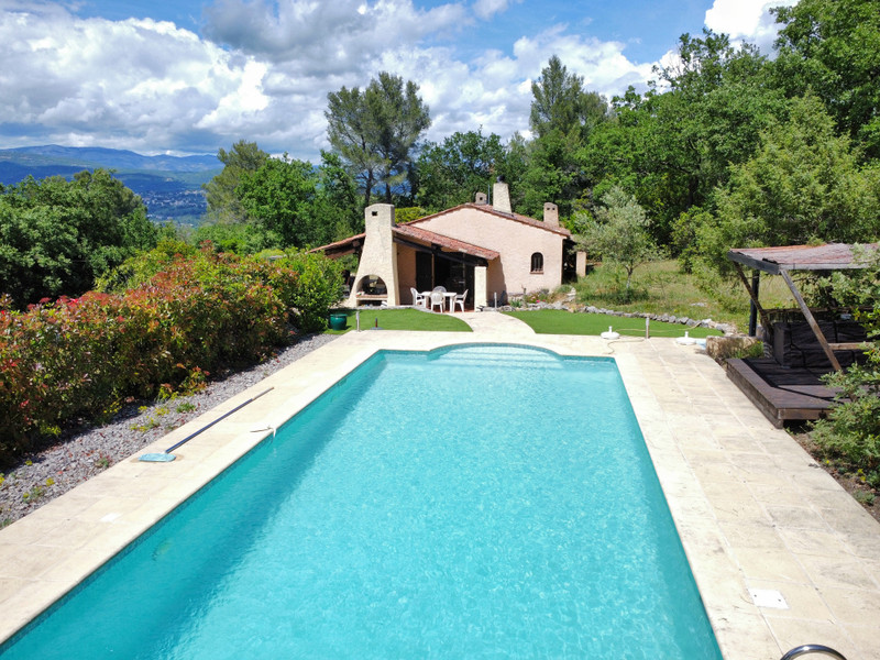 Propriété à vendre à Tourrettes, Var - photoAltPrice