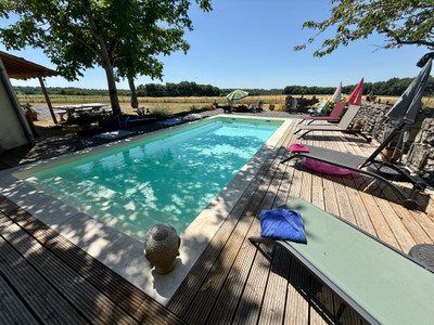 French property for sale in Aubeterre-sur-Dronne, Charente - €424,000 - photo 1
