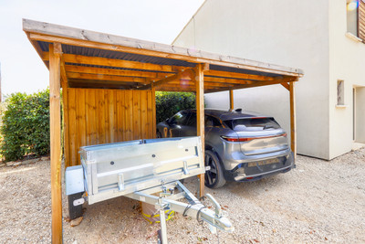 French property for sale in Saint-Saturnin-lès-Apt, Vaucluse - €595,000 - photo 11