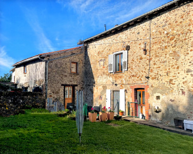 Maison à vendre à Saint-Martial-sur-Isop, Haute-Vienne, Limousin, avec Leggett Immobilier