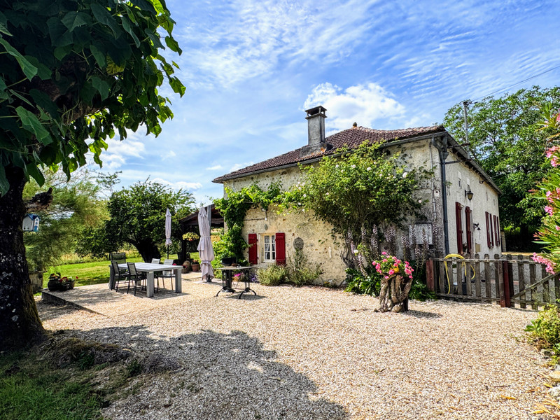 Propriété à vendre à Courgeac, Charente - 172 800 €