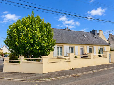 French property for sale in Saint-Martin-des-Champs, Finistère - €216,070 - photo 4
