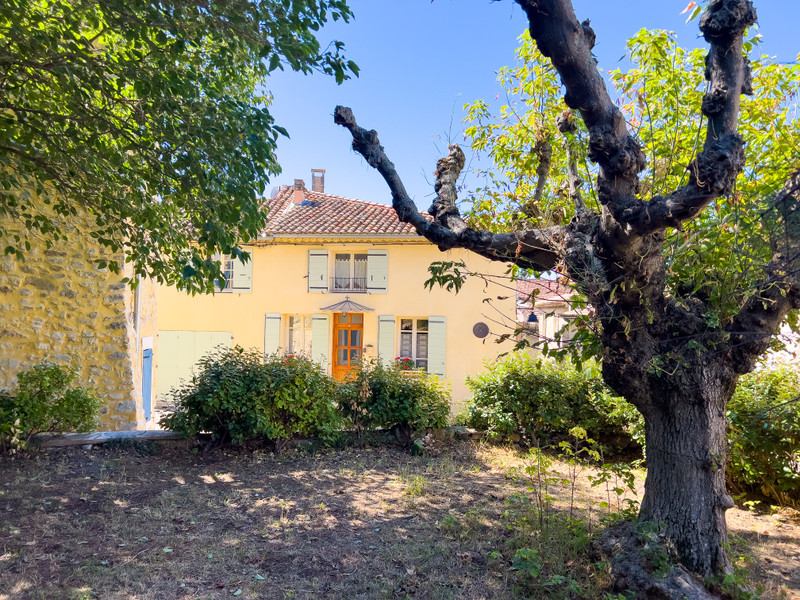 French property for sale in Sablet, Vaucluse - €395,000 - photo 1